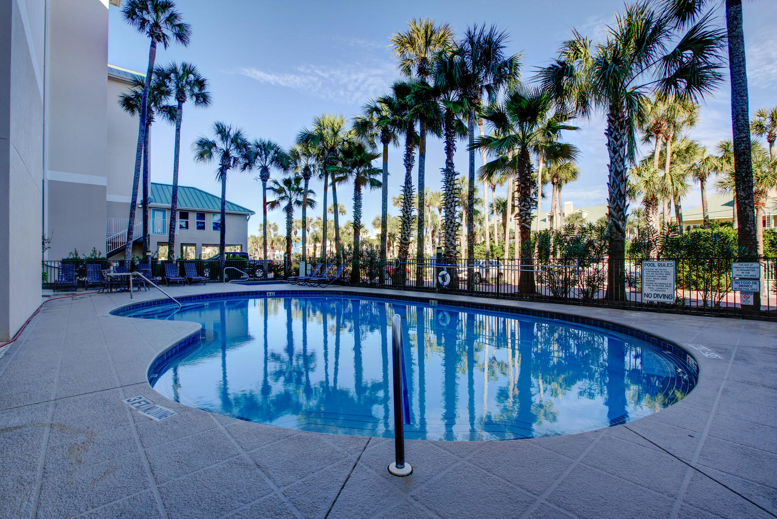 CRYSTAL DUNES - Residential