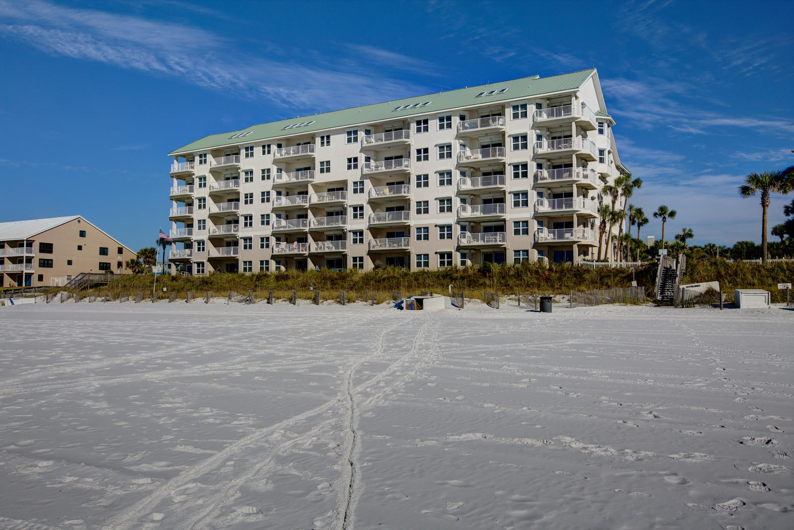 CRYSTAL DUNES - Residential