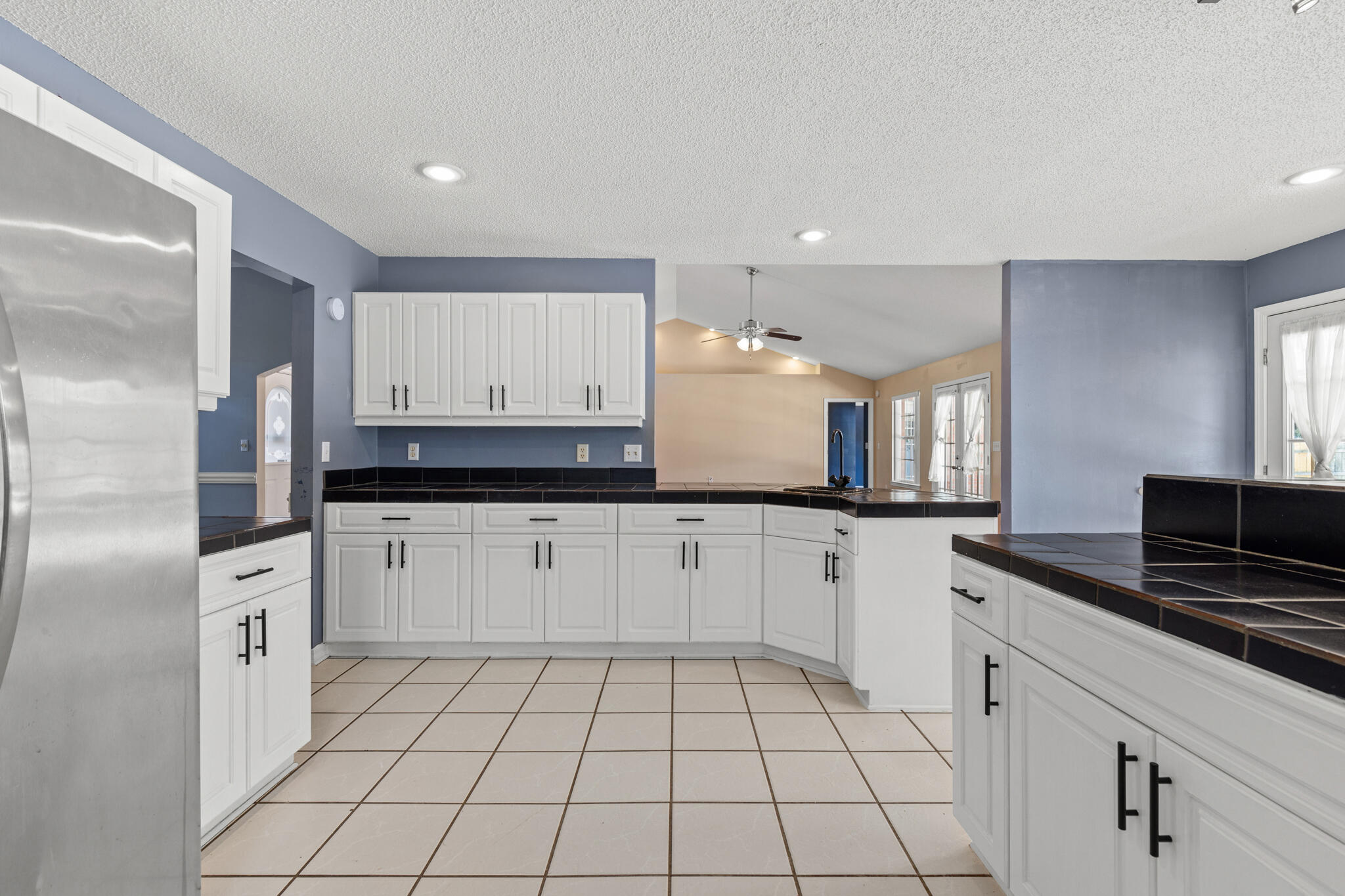 STEEPLECHASE PH 3 - Residential Lease