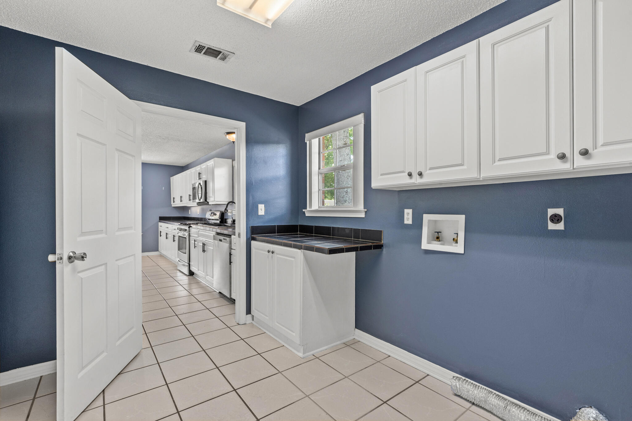 STEEPLECHASE PH 3 - Residential Lease