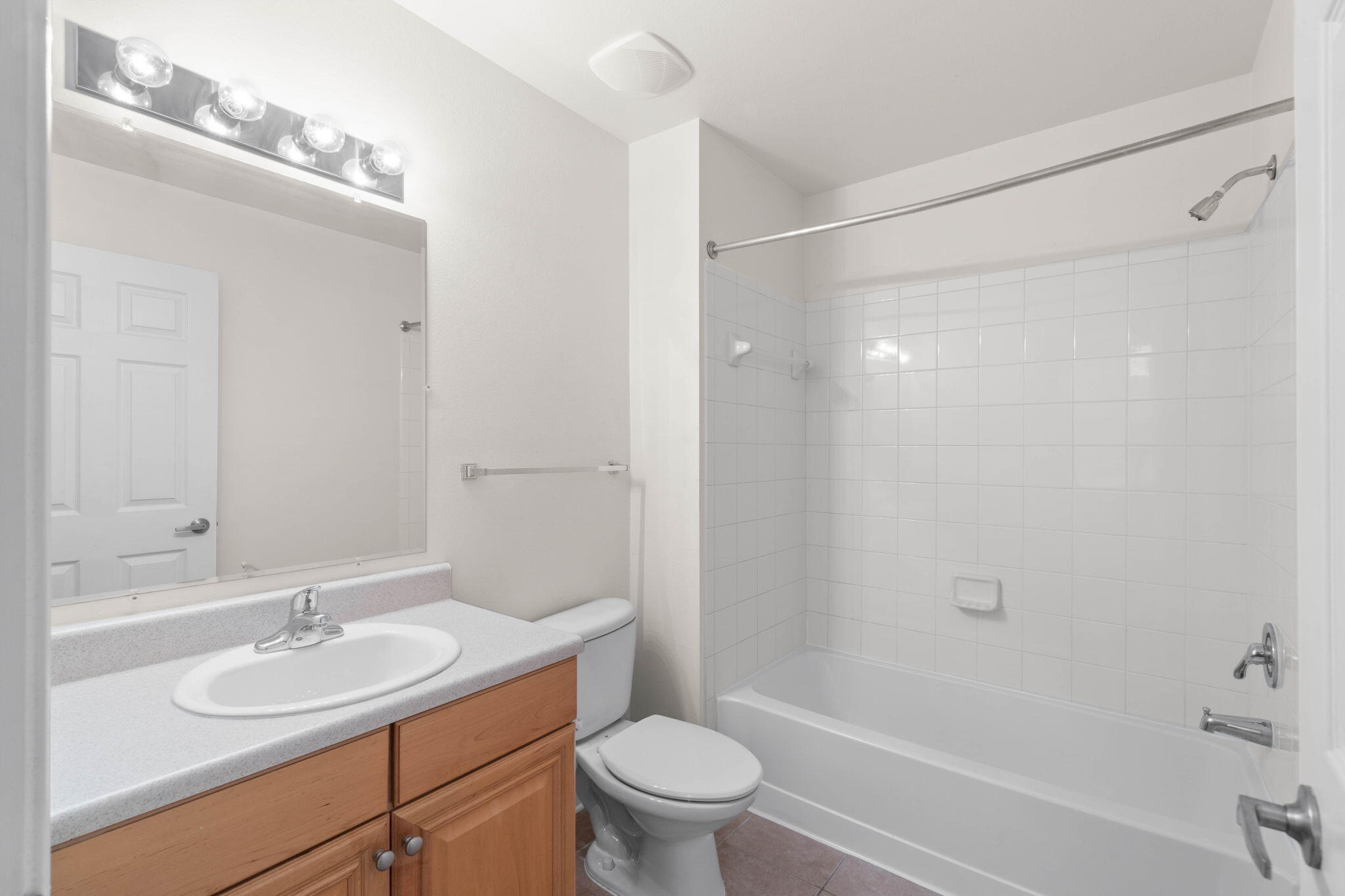 EAGLES LANDING S/D - Residential Lease