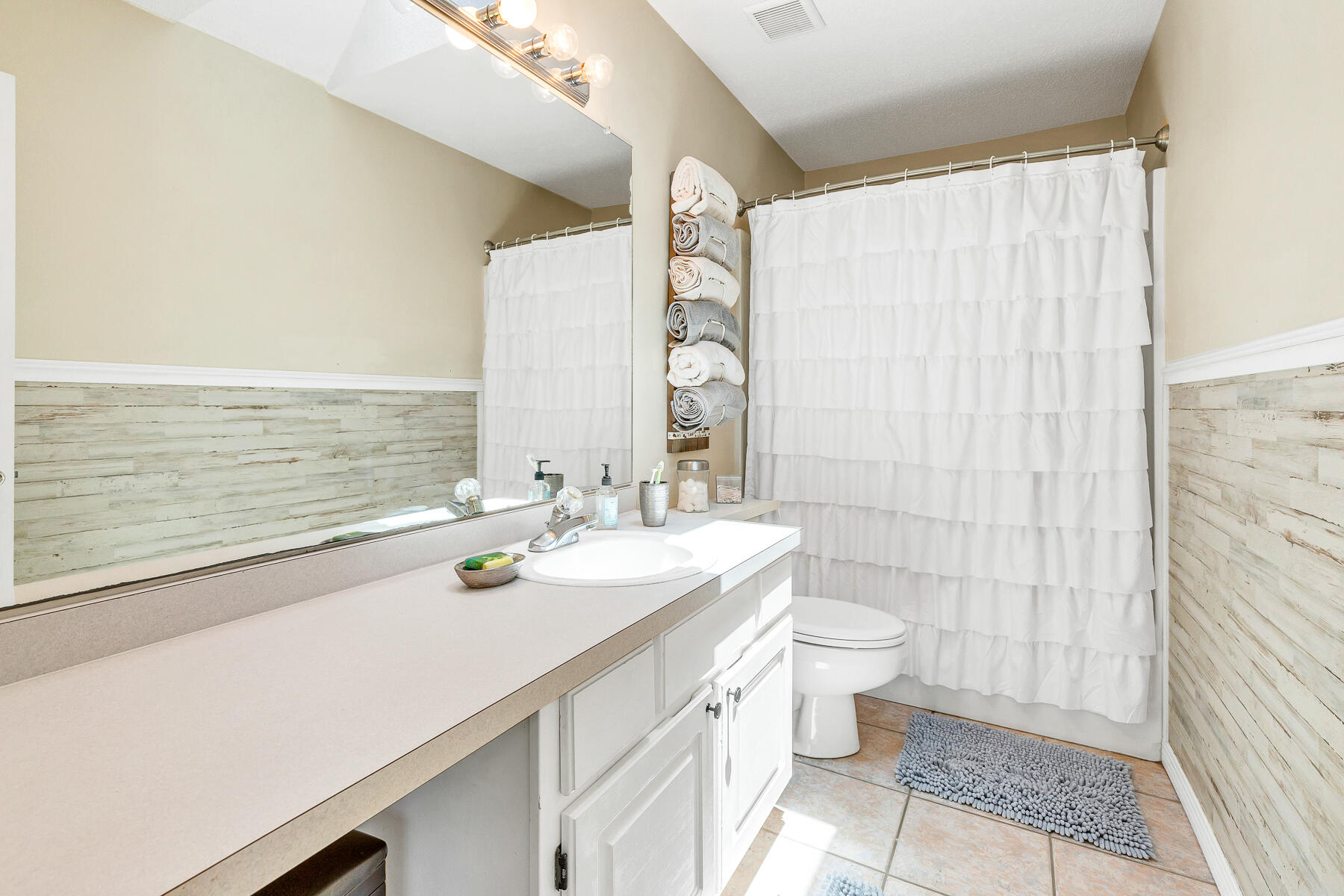 MACK BAYOU ESTATES - Residential