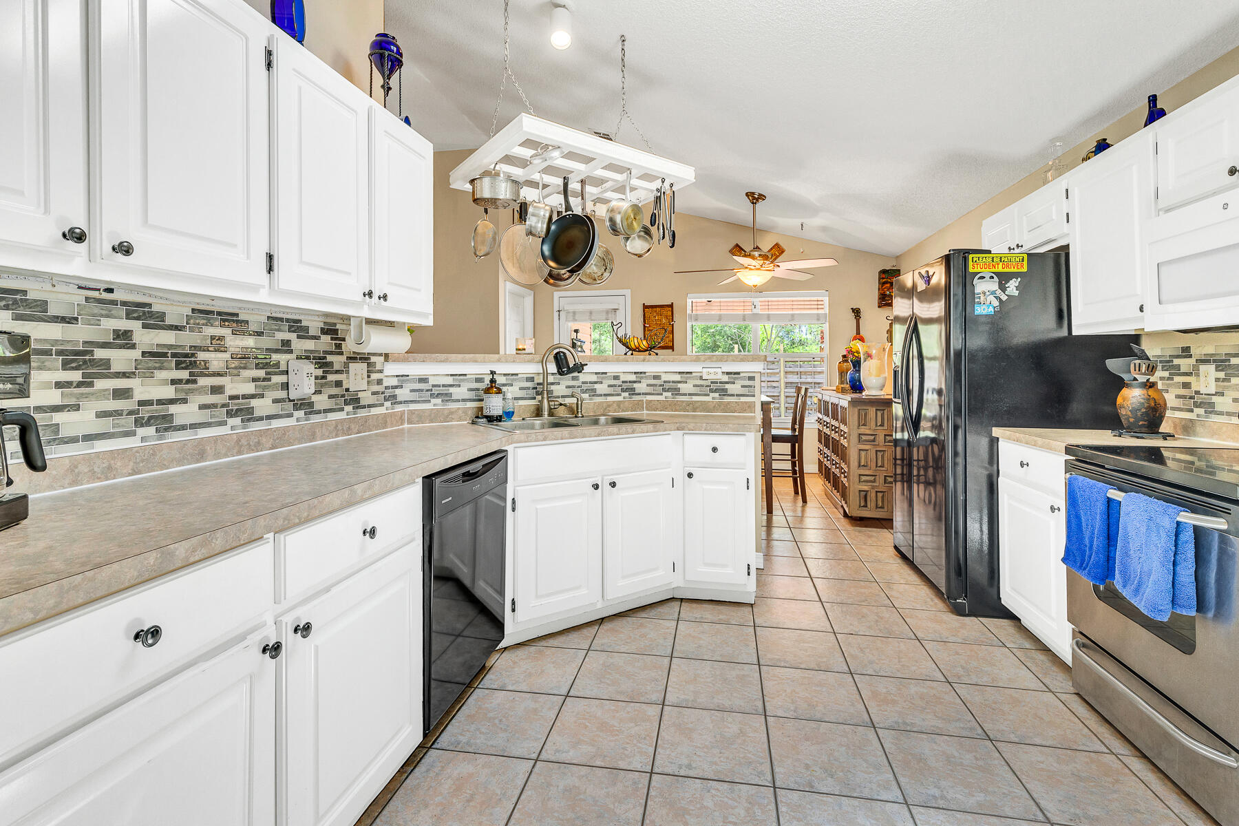 MACK BAYOU ESTATES - Residential