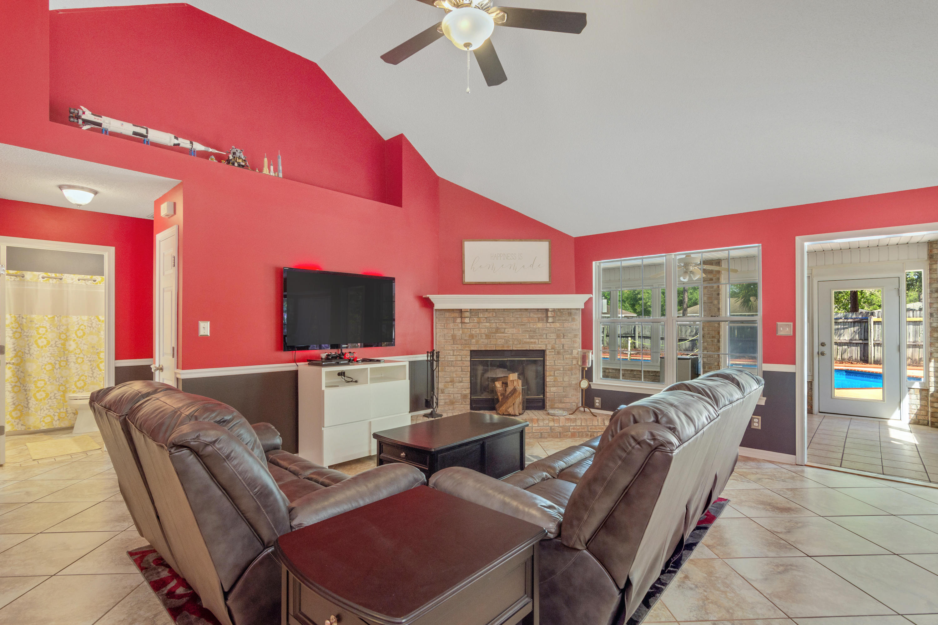 CORONADO VILLAGE PH 2 - Residential