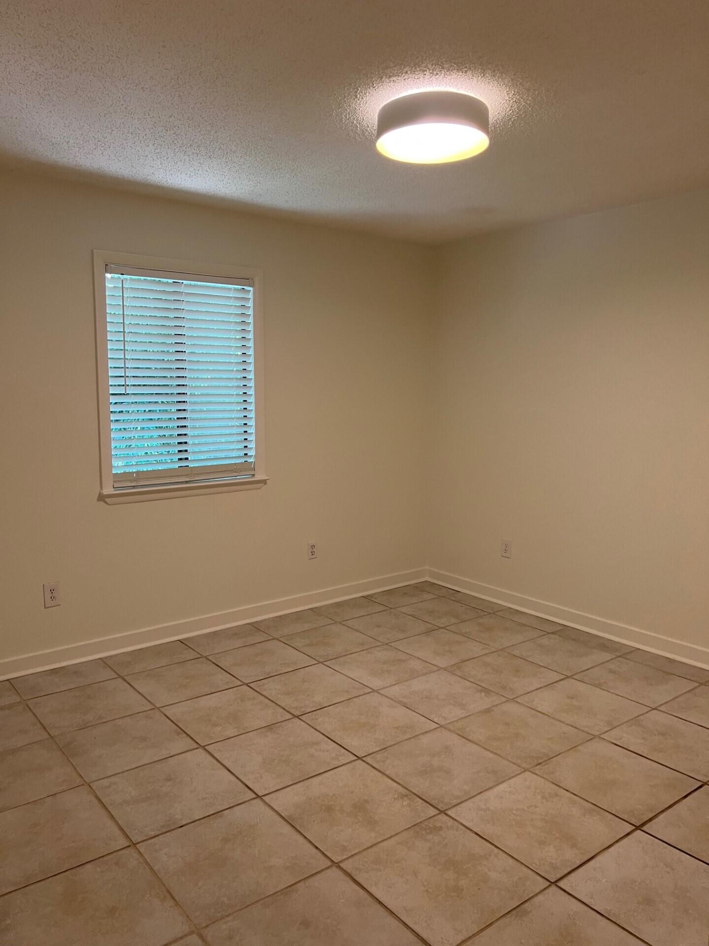 N/A - Residential Lease