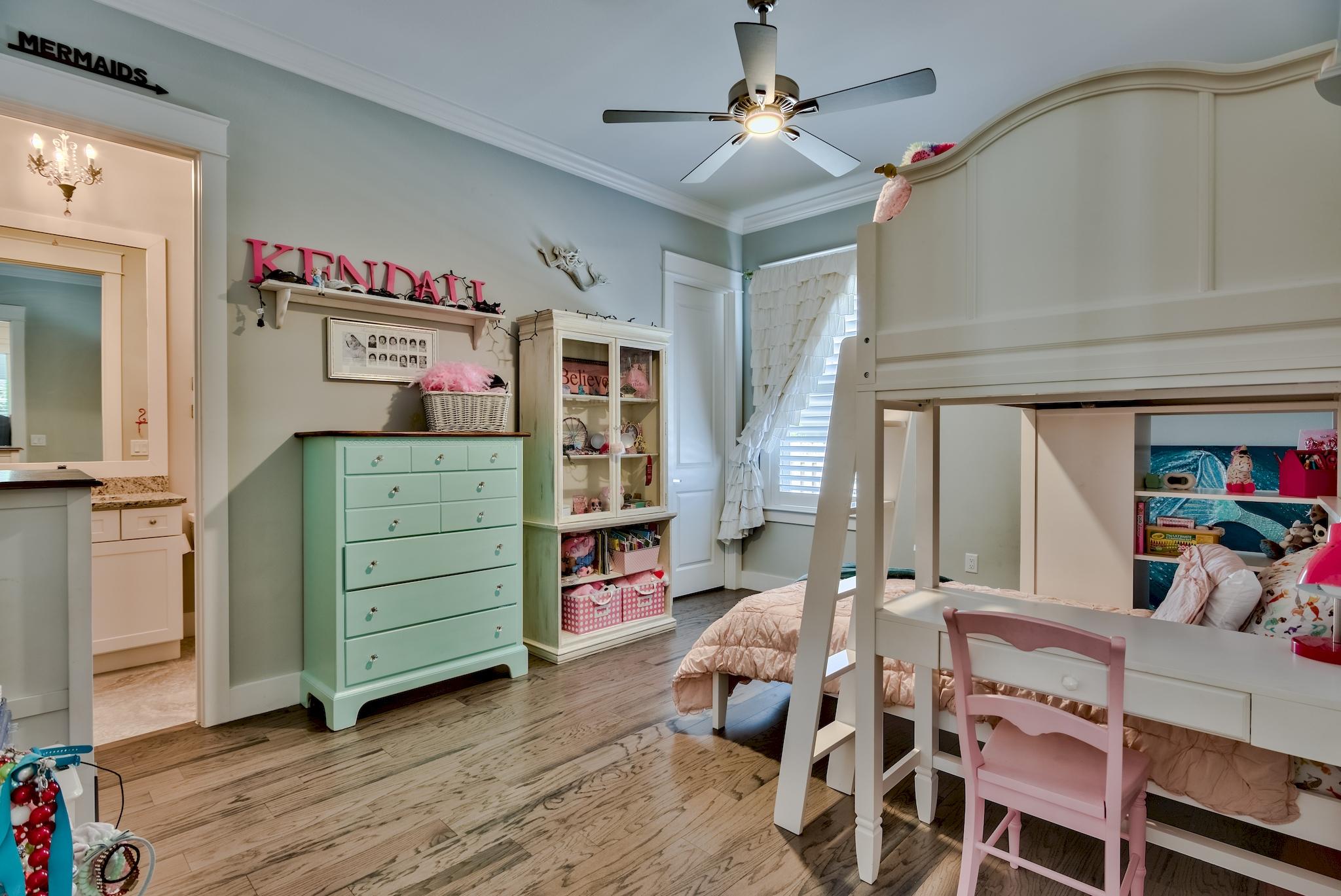 WINDSOR FOREST - Residential