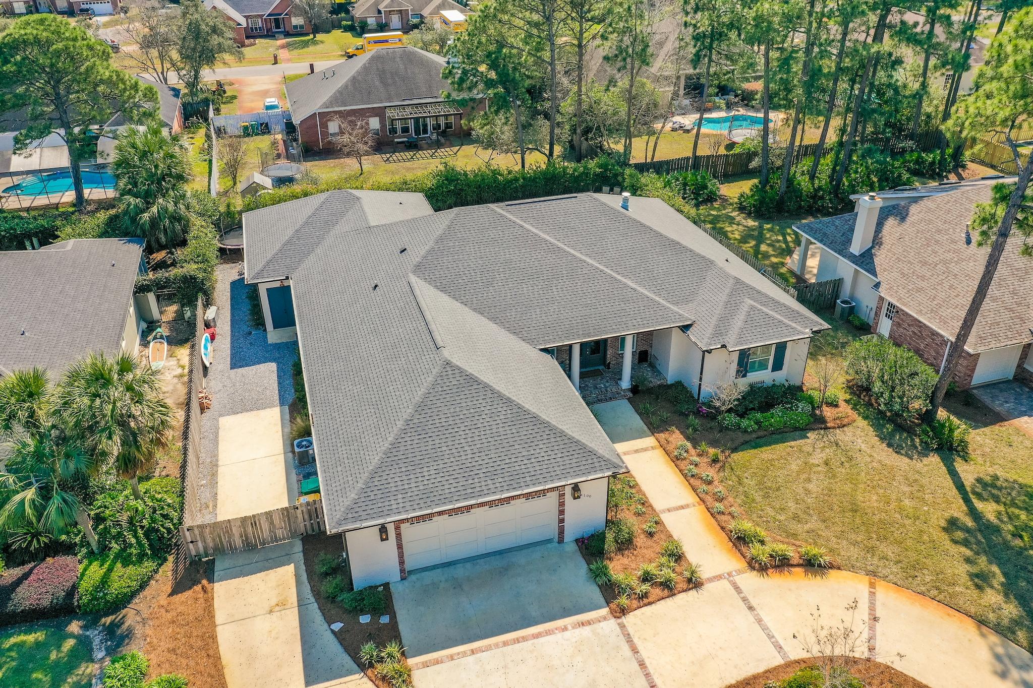 WINDSOR FOREST - Residential