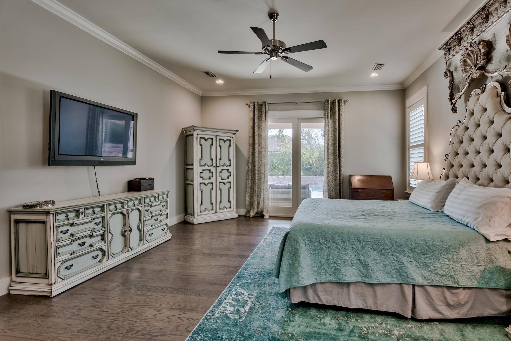 WINDSOR FOREST - Residential