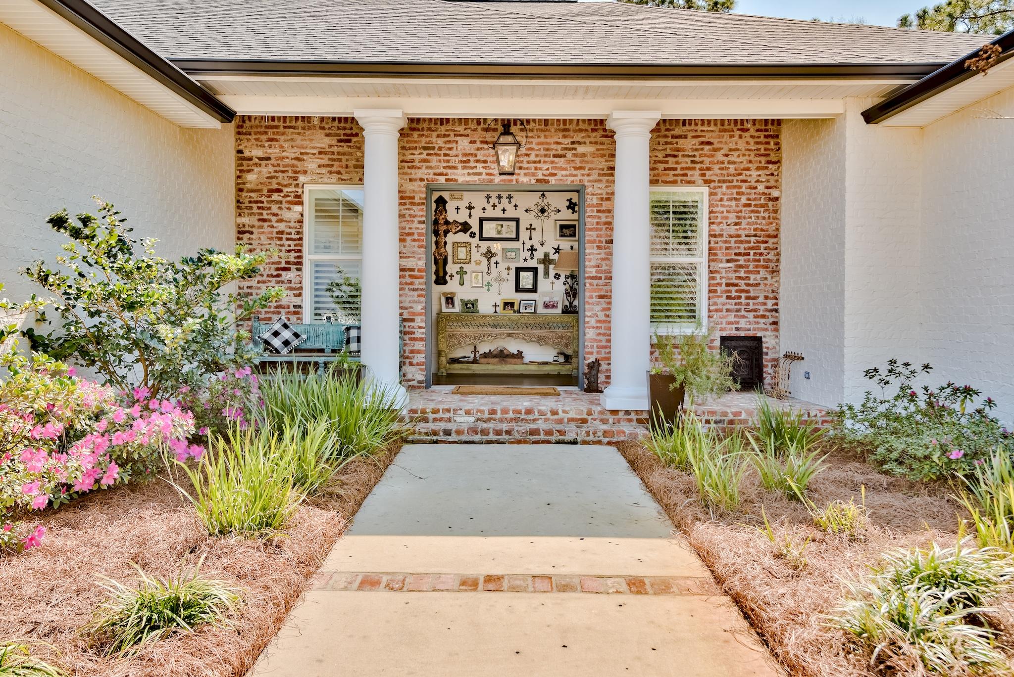 WINDSOR FOREST - Residential