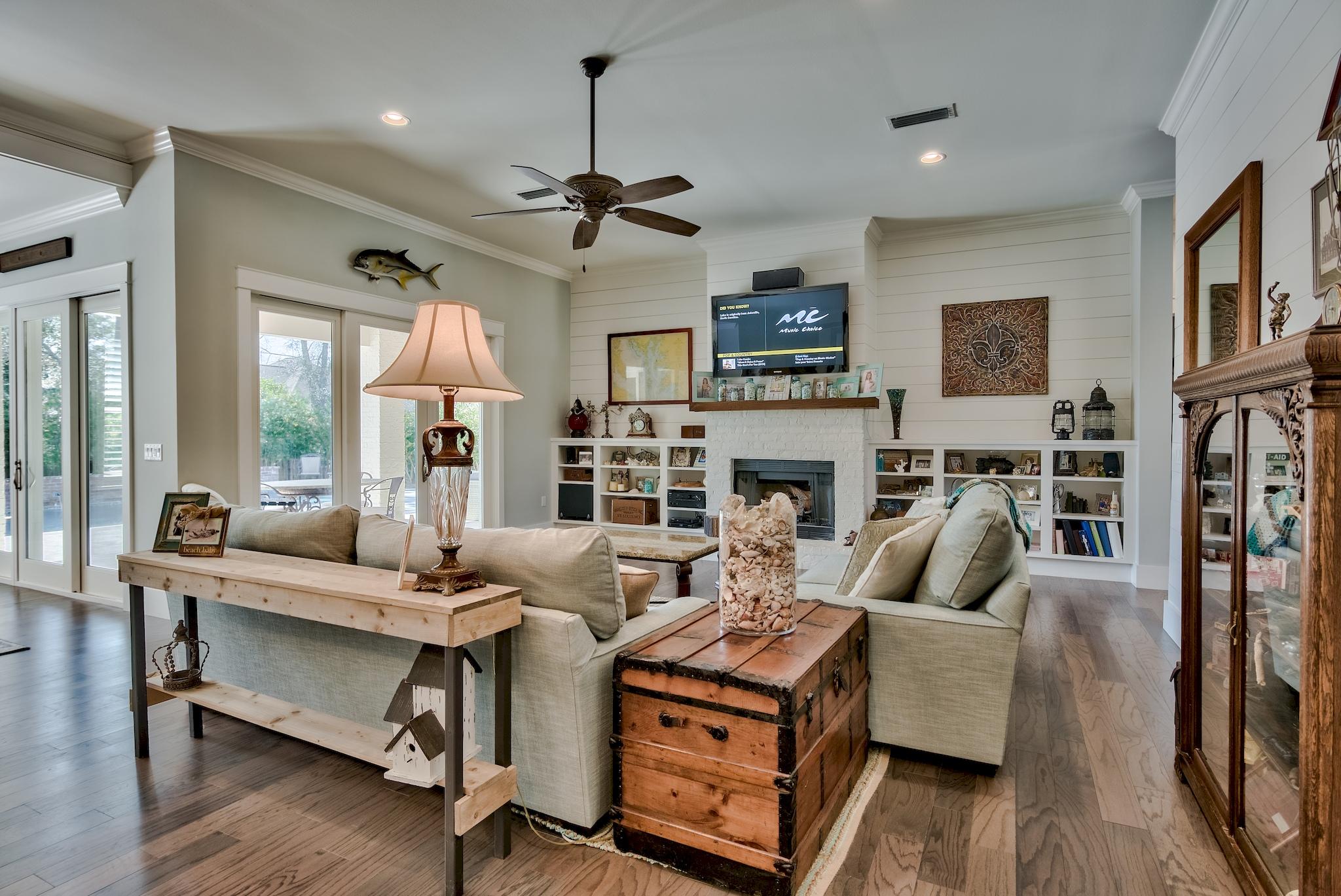 WINDSOR FOREST - Residential