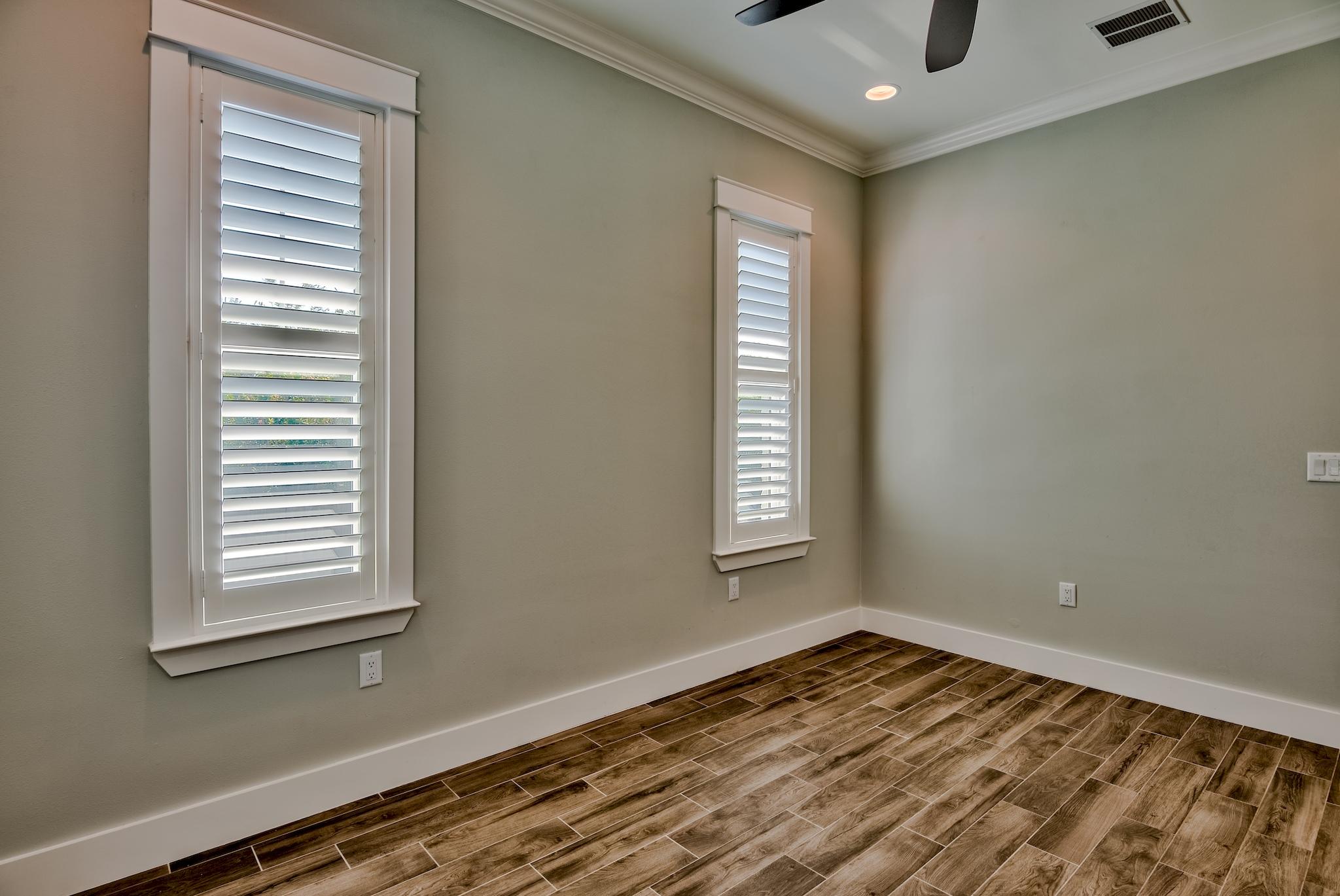 WINDSOR FOREST - Residential