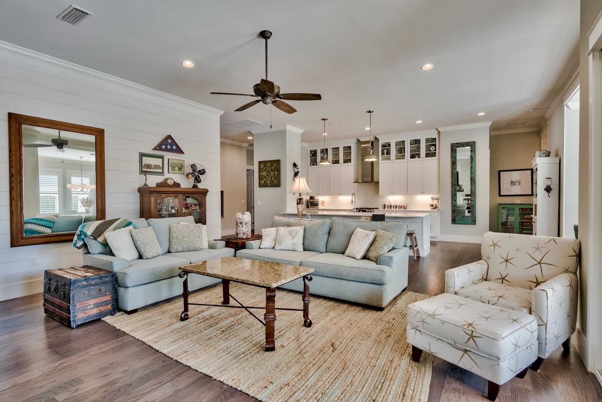 WINDSOR FOREST - Residential