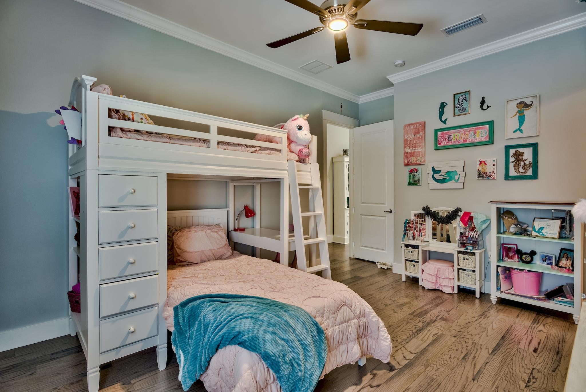 WINDSOR FOREST - Residential