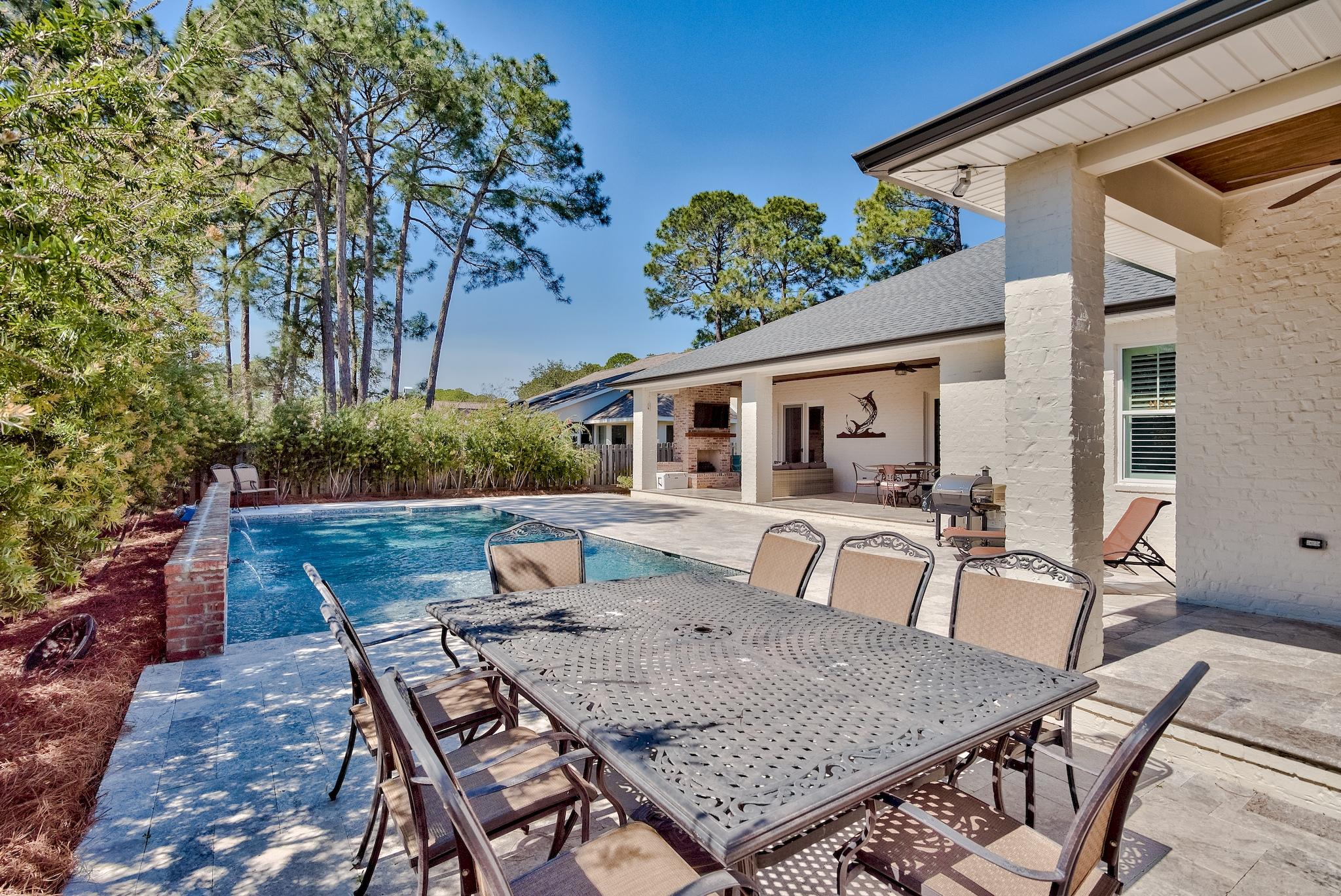 WINDSOR FOREST - Residential