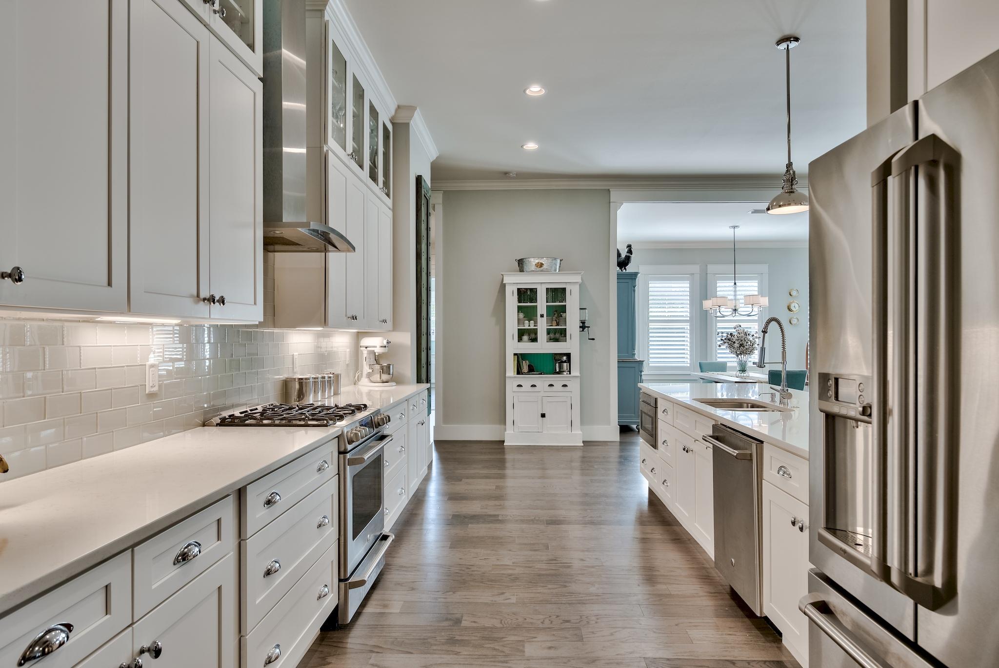 WINDSOR FOREST - Residential