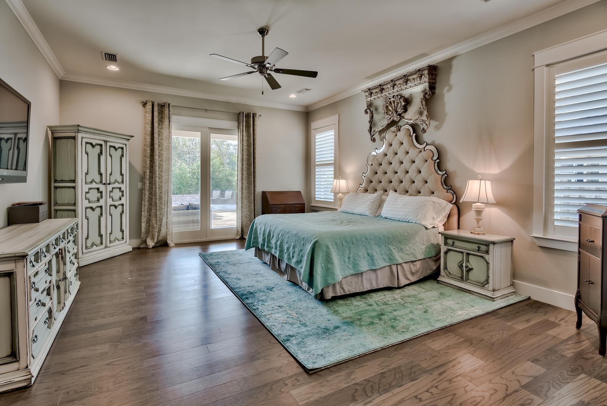 WINDSOR FOREST - Residential