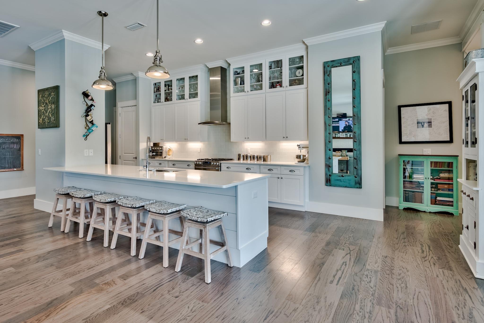 WINDSOR FOREST - Residential