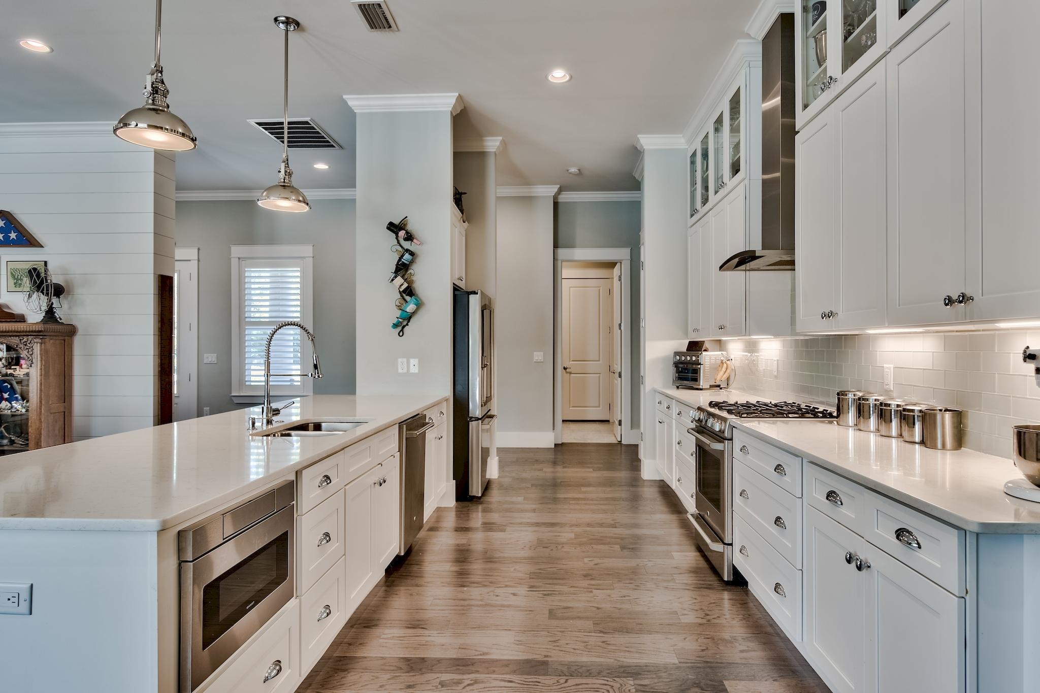 WINDSOR FOREST - Residential