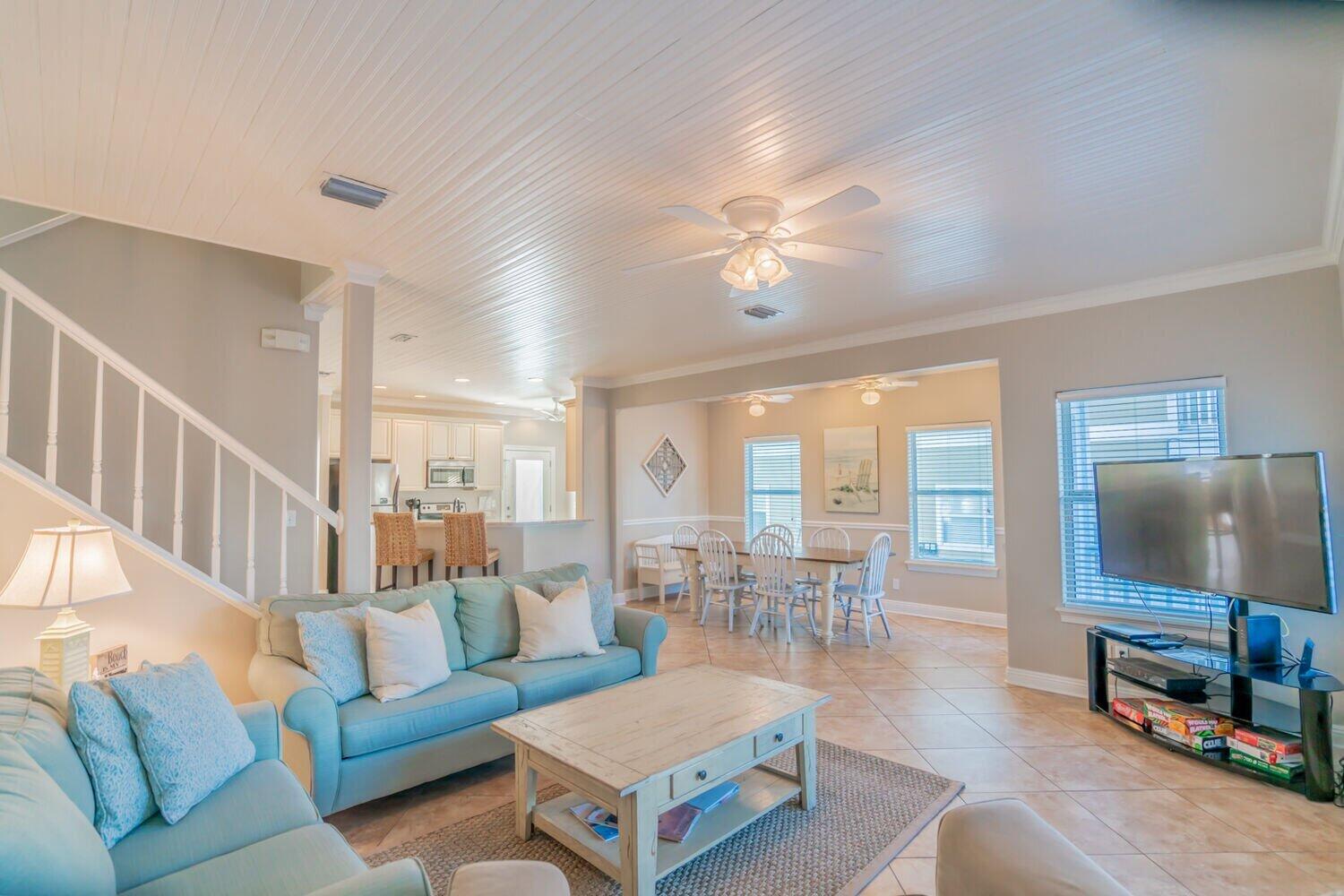 SUNRISE BEACH - Residential