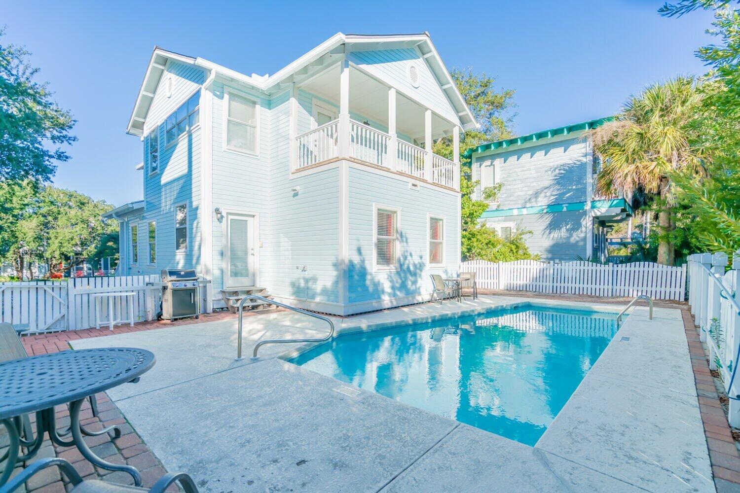 SUNRISE BEACH - Residential