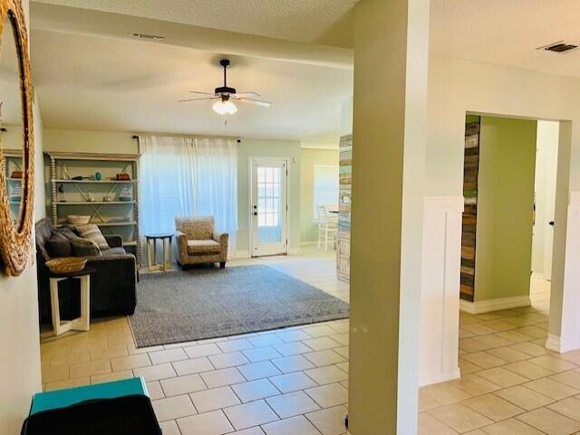 HAMPTON RIDGE ESTATES - Residential Lease