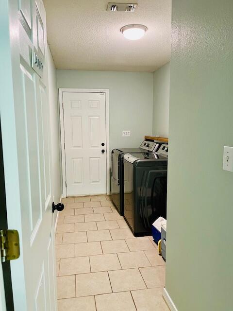 HAMPTON RIDGE ESTATES - Residential Lease
