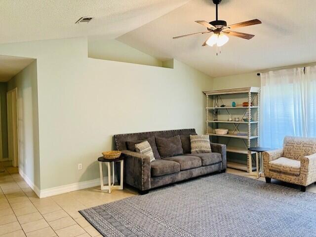 HAMPTON RIDGE ESTATES - Residential Lease