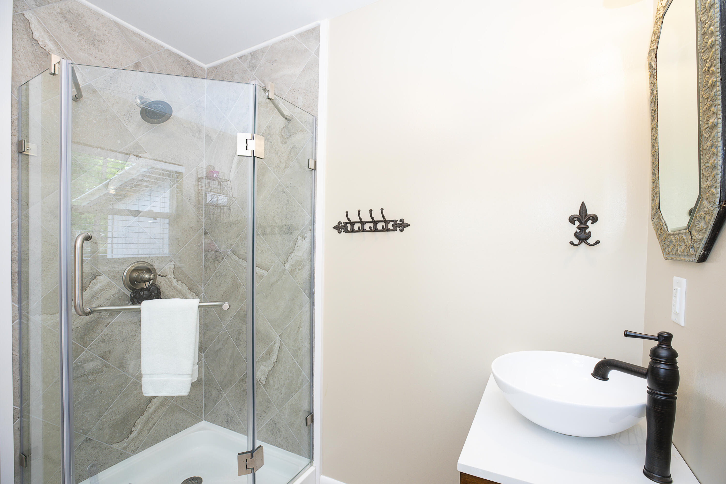 PAXTON HEIGHTS - Residential