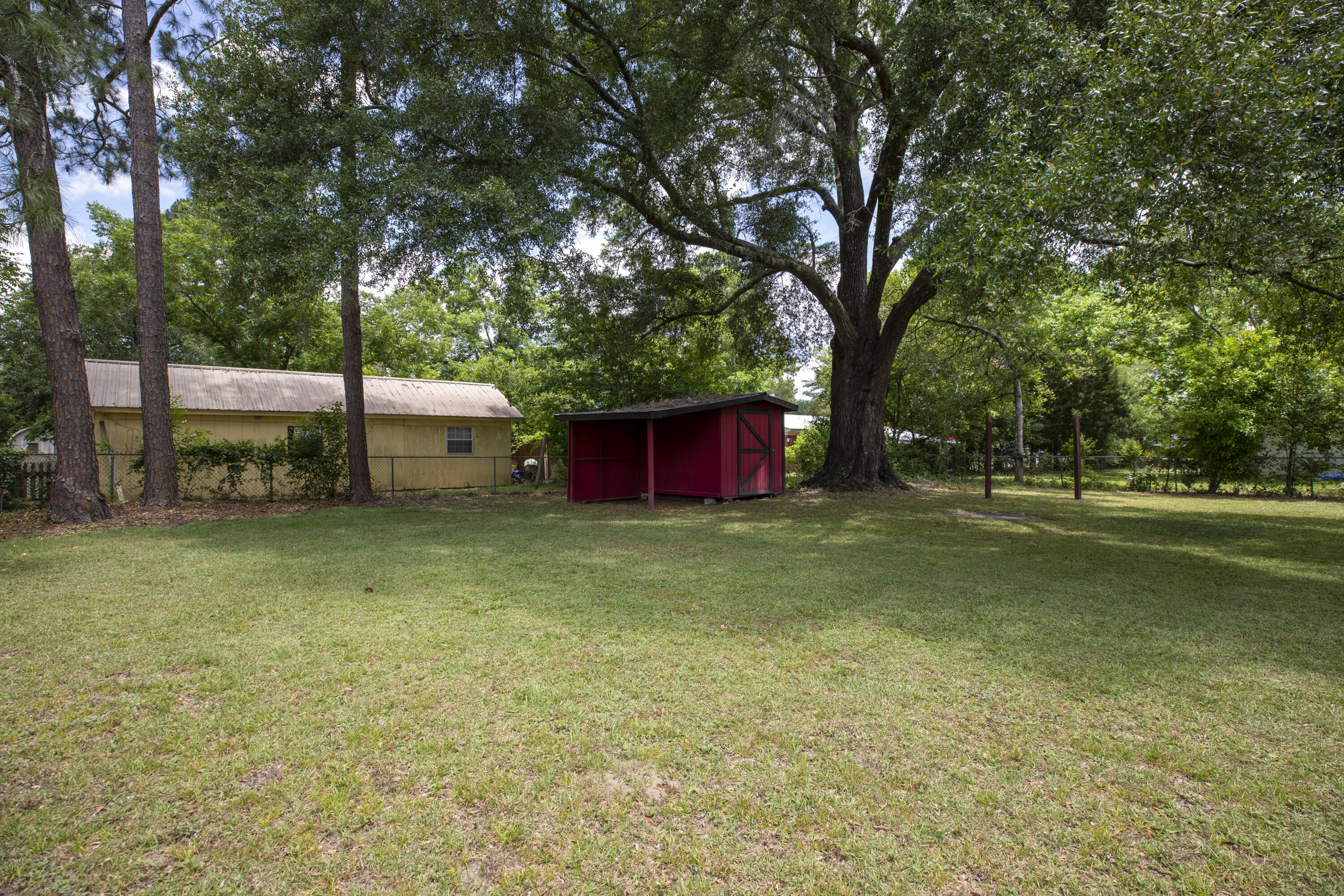 PAXTON HEIGHTS - Residential