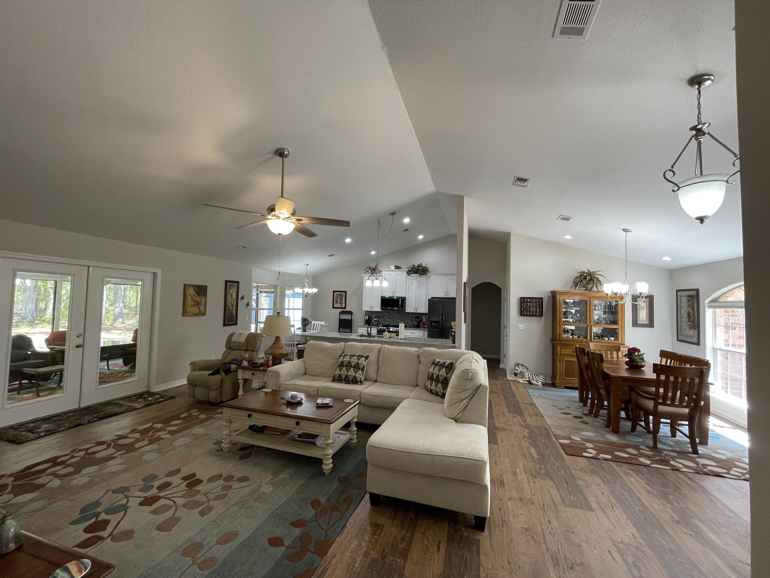 The Oaks Unrecorded - Residential