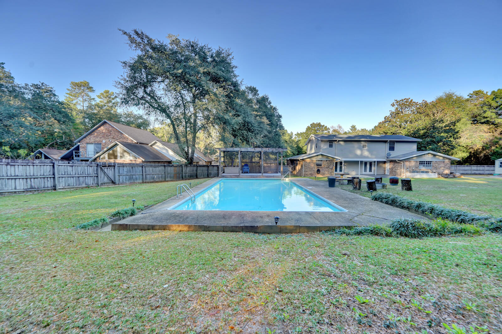 ROCKY BAYOU ESTATES 03 - Residential