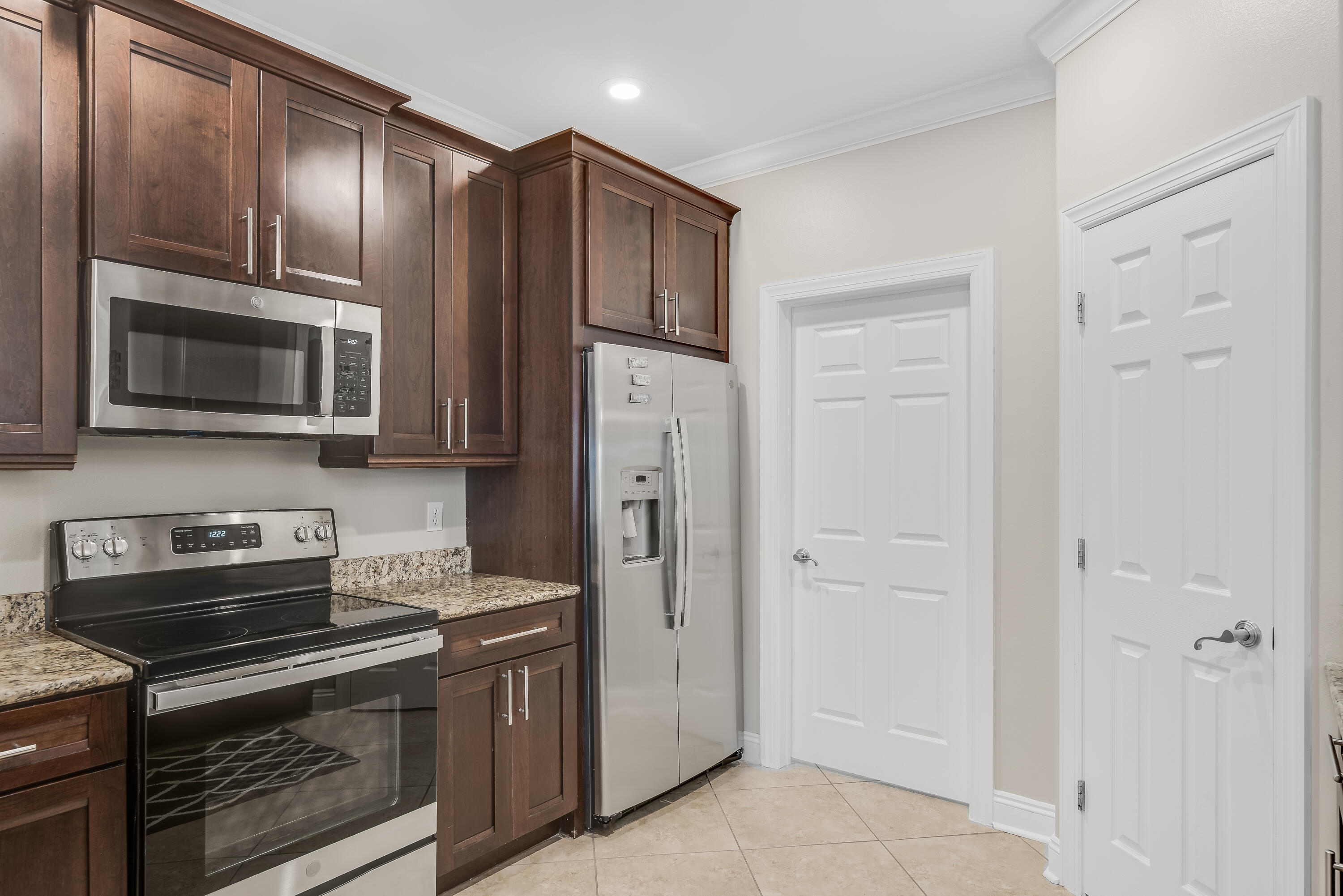 VILLAGE AT BLUE MOUNTAIN BEACH - Residential