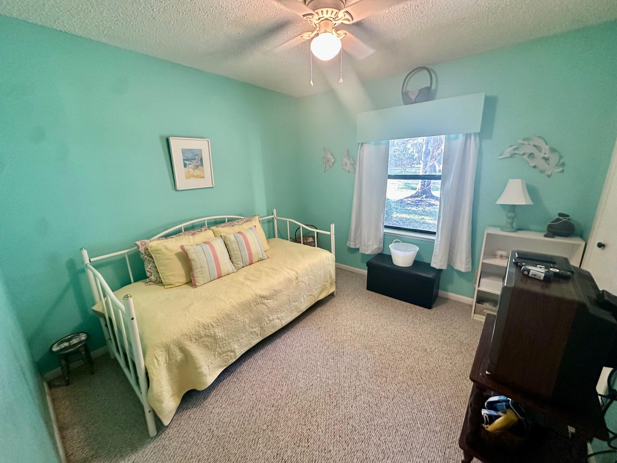 PITTS BAY SHORE - Residential