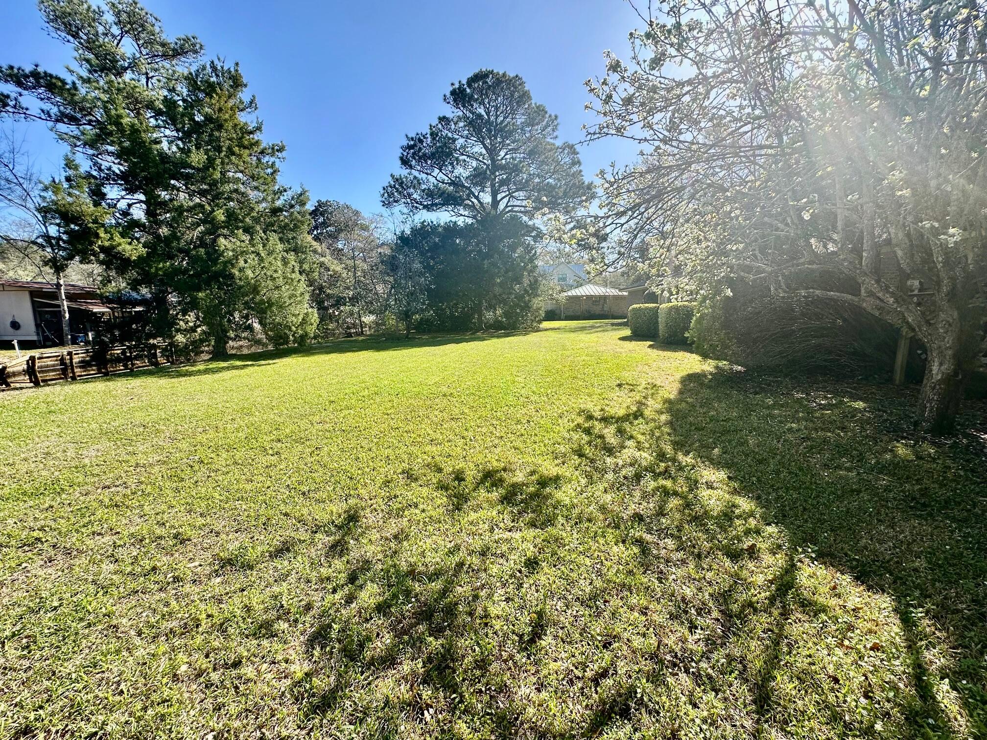 PITTS BAY SHORE - Residential