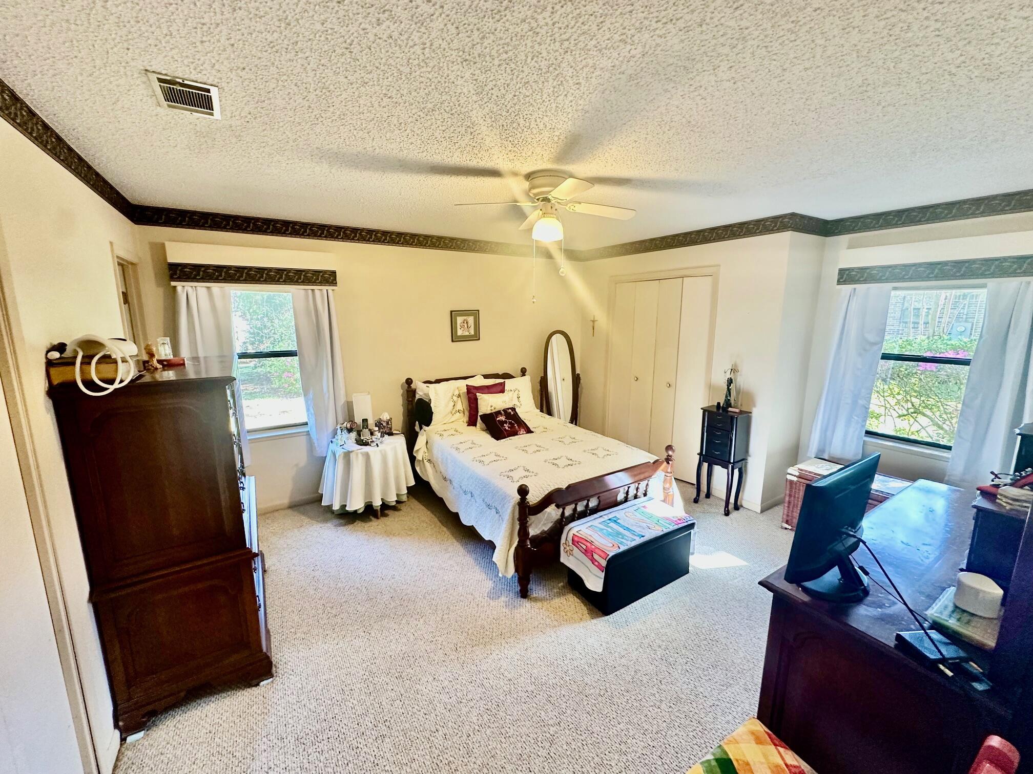 PITTS BAY SHORE - Residential