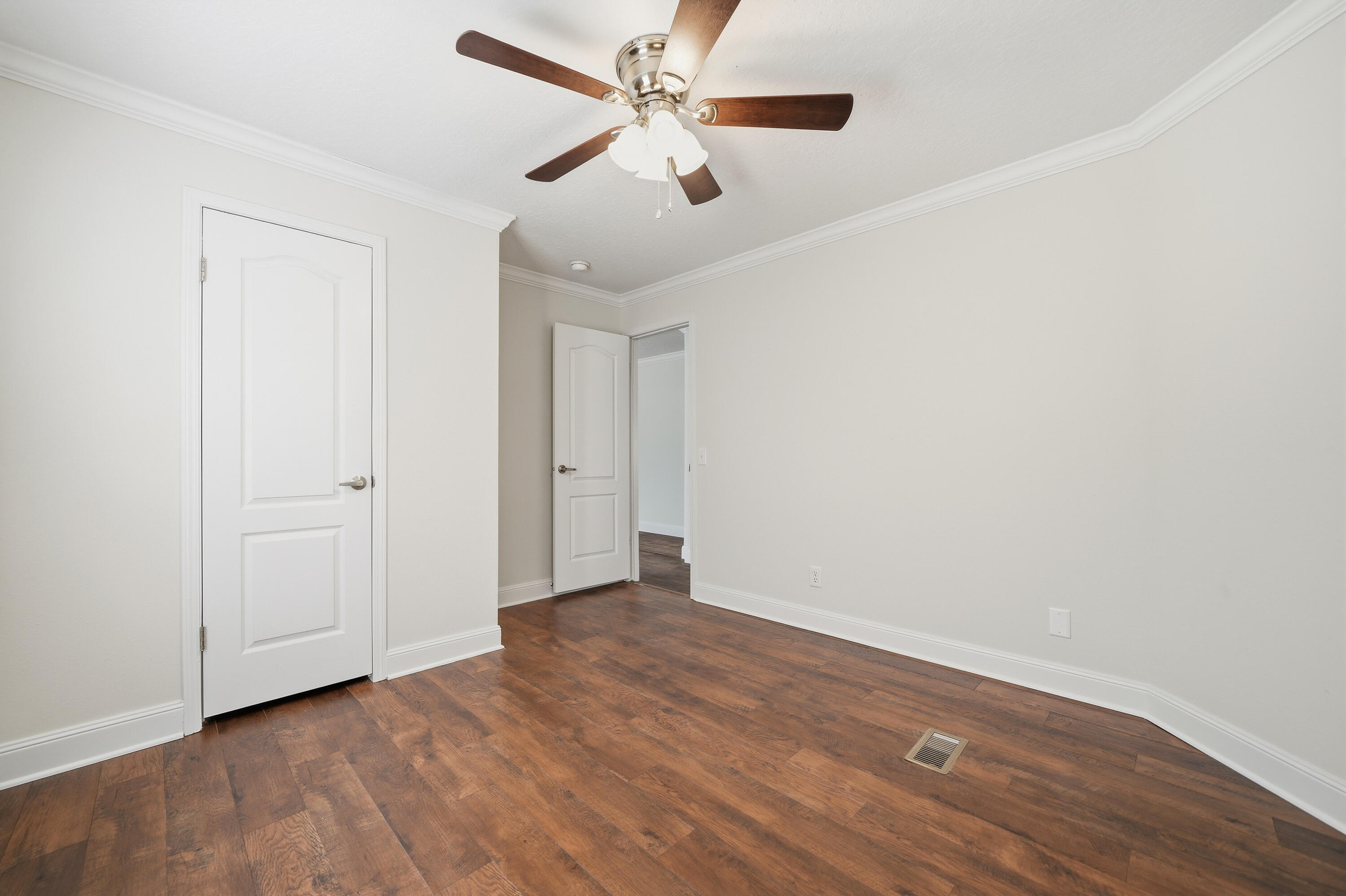 FREEPORT TOWN OF - Residential