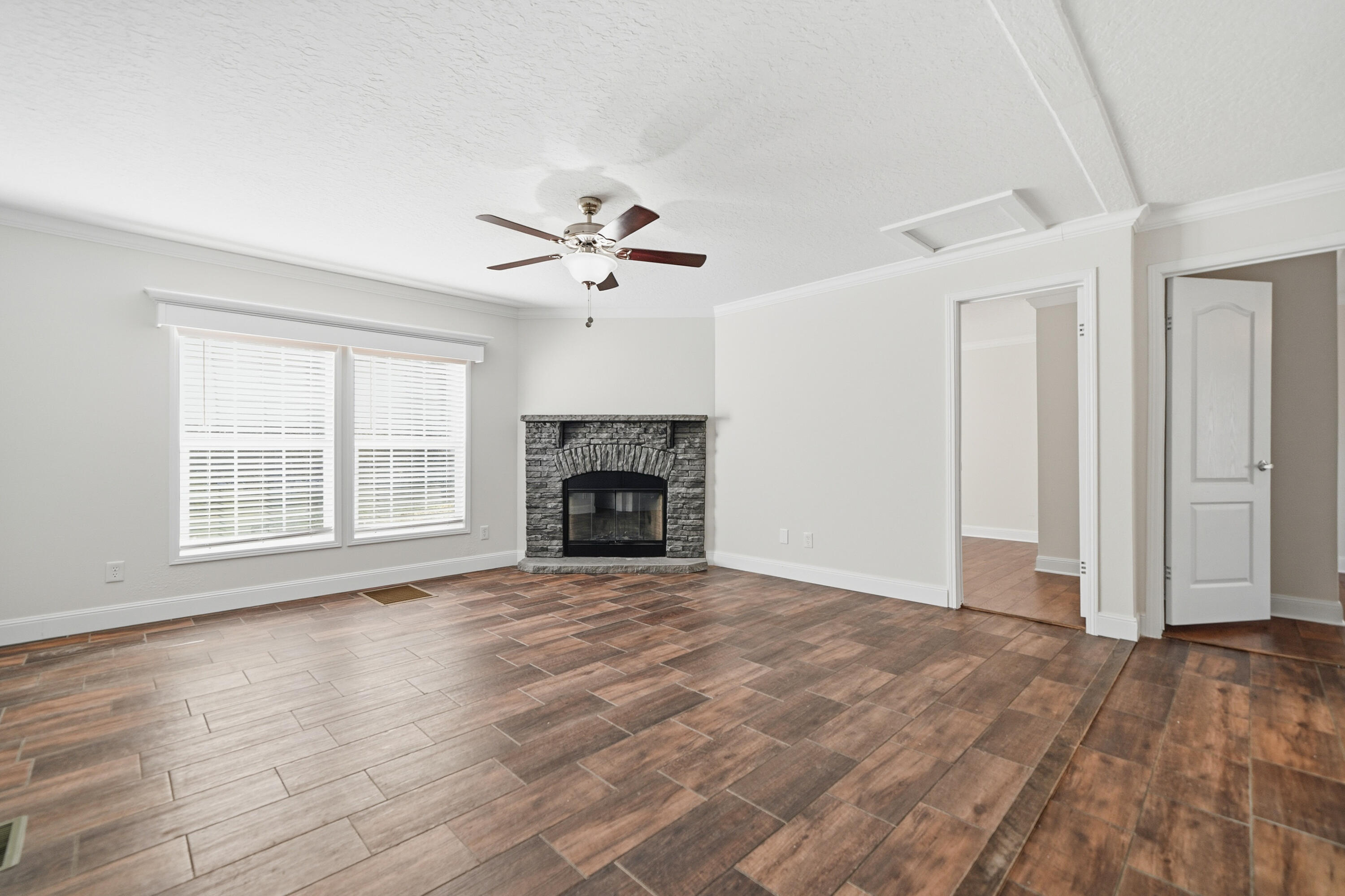 FREEPORT TOWN OF - Residential