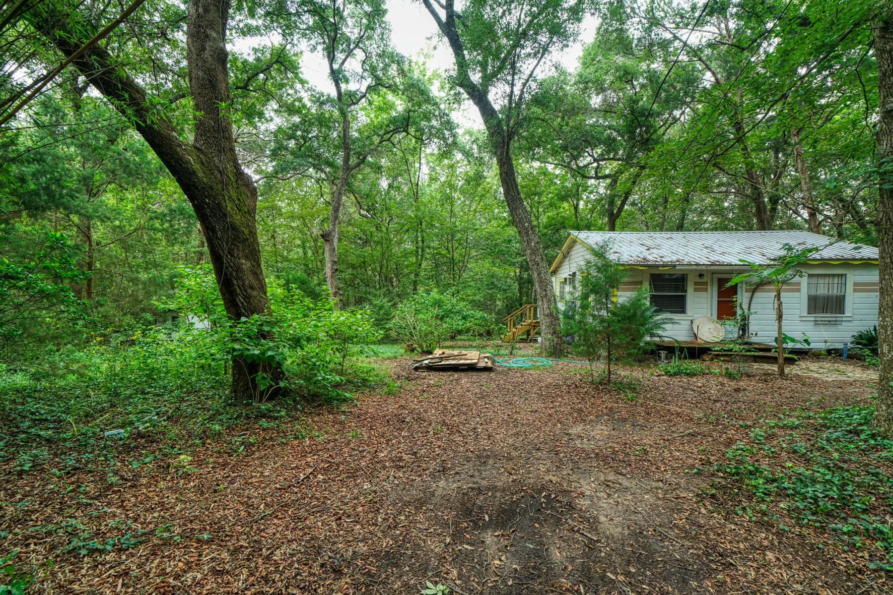 NO RECORDED SUBDIVISION - Residential