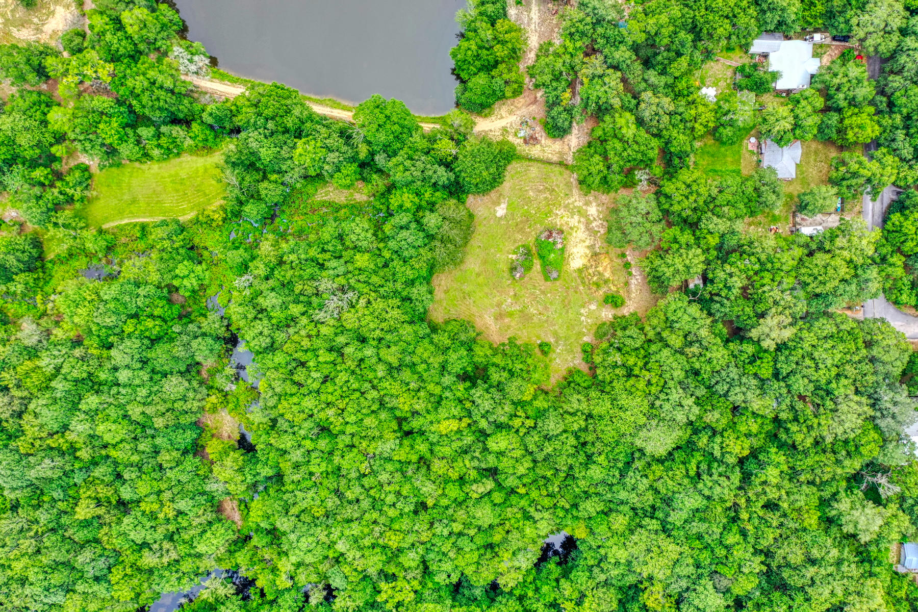 NO RECORDED SUBDIVISION - Residential