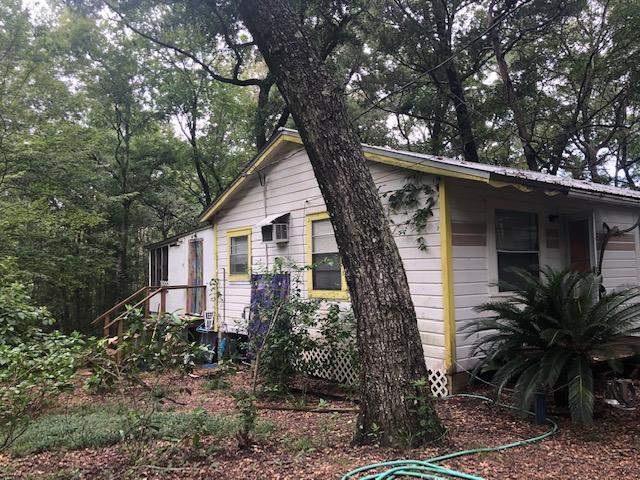 NO RECORDED SUBDIVISION - Residential