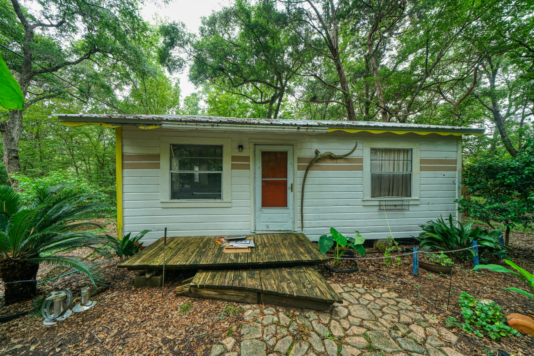 NO RECORDED SUBDIVISION - Residential