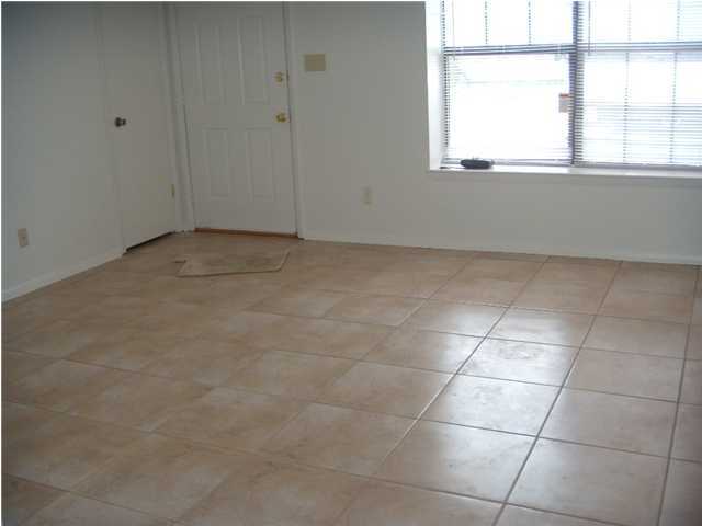 METES & BOUNDS - Residential Lease