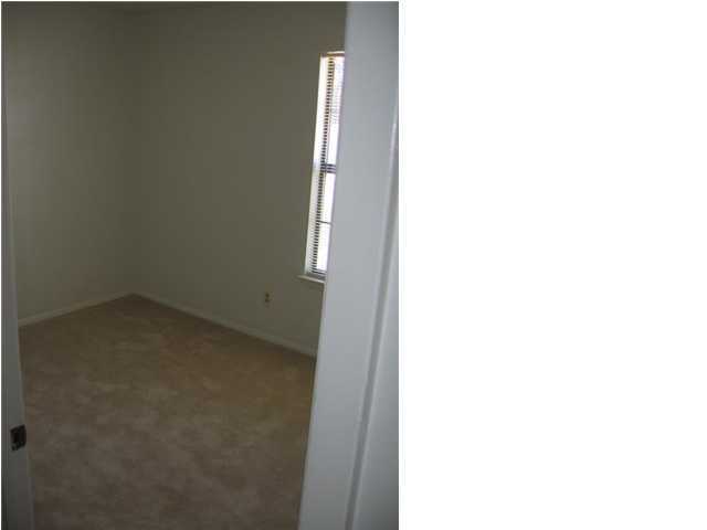 METES & BOUNDS - Residential Lease