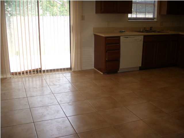 METES & BOUNDS - Residential Lease