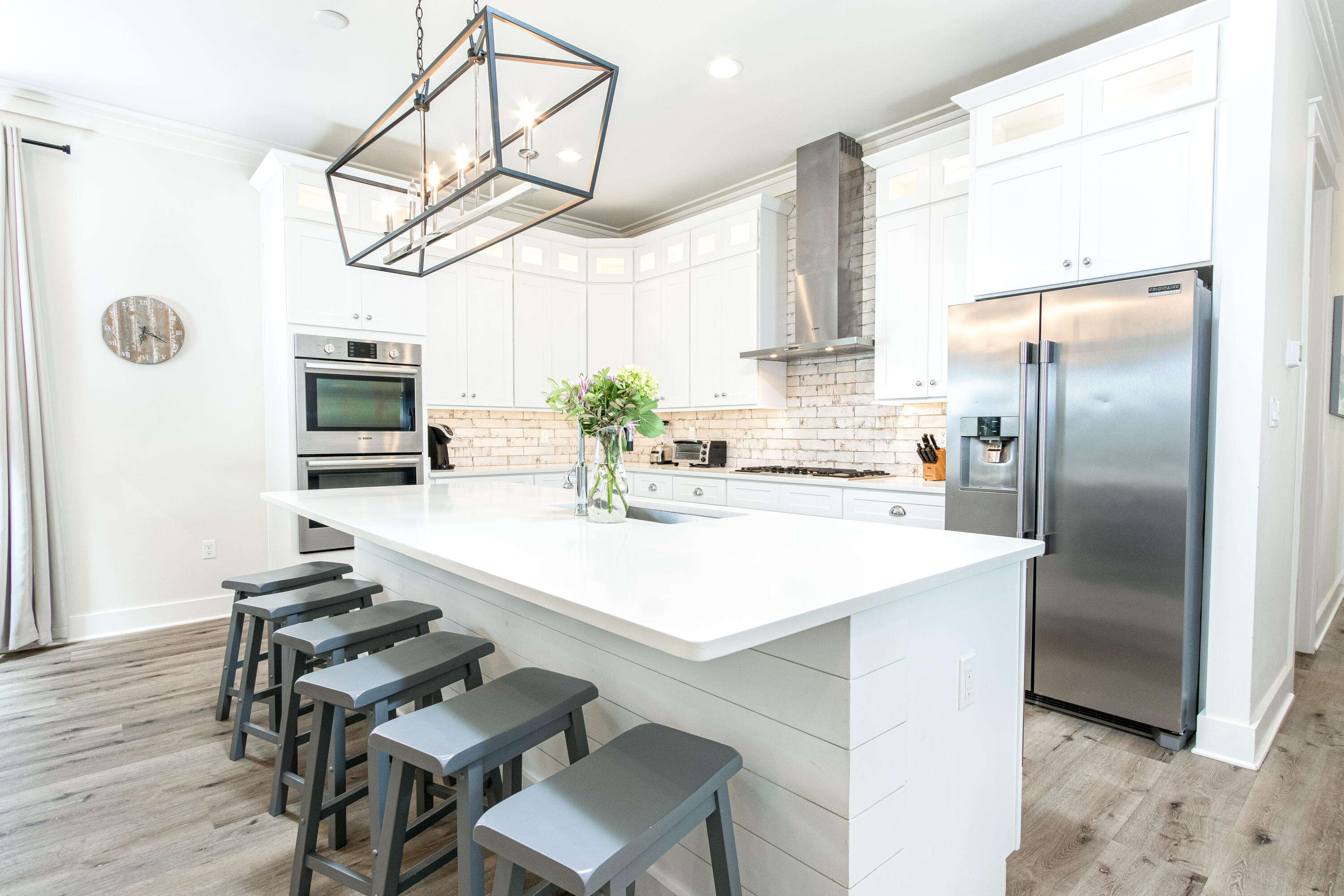 GULF SHORE MANOR - Residential