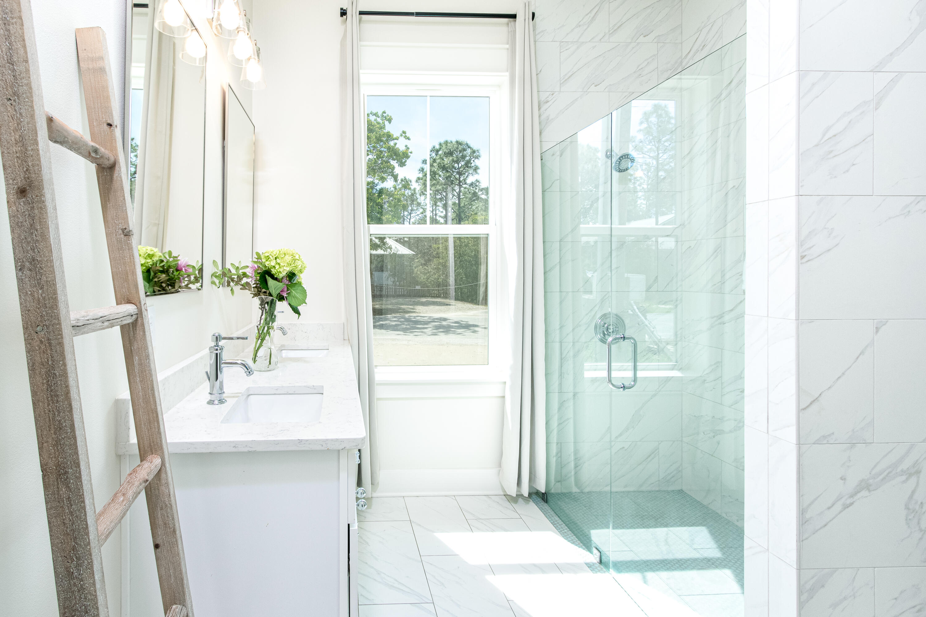 GULF SHORE MANOR - Residential