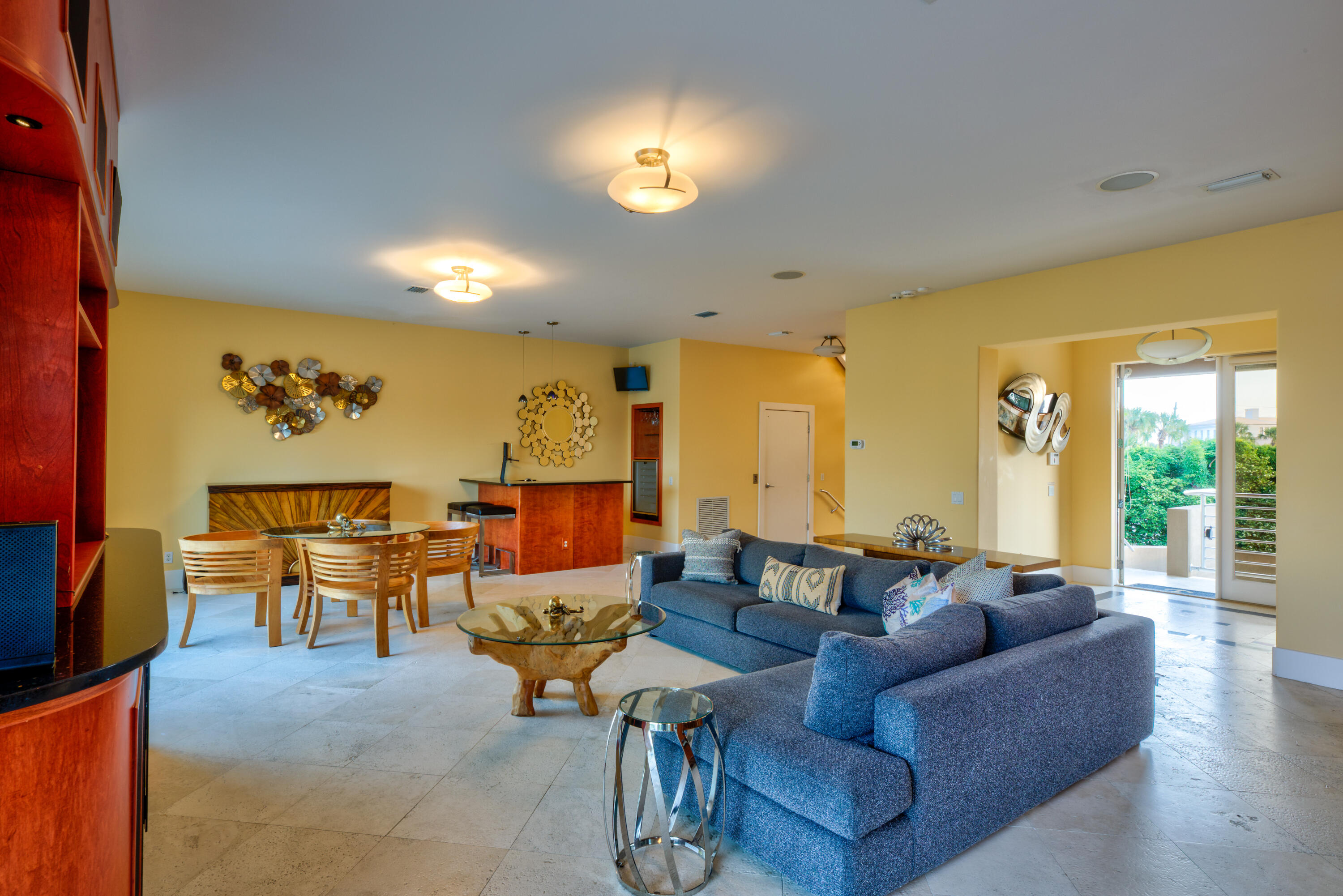 HOLIDAY ISLE - Residential