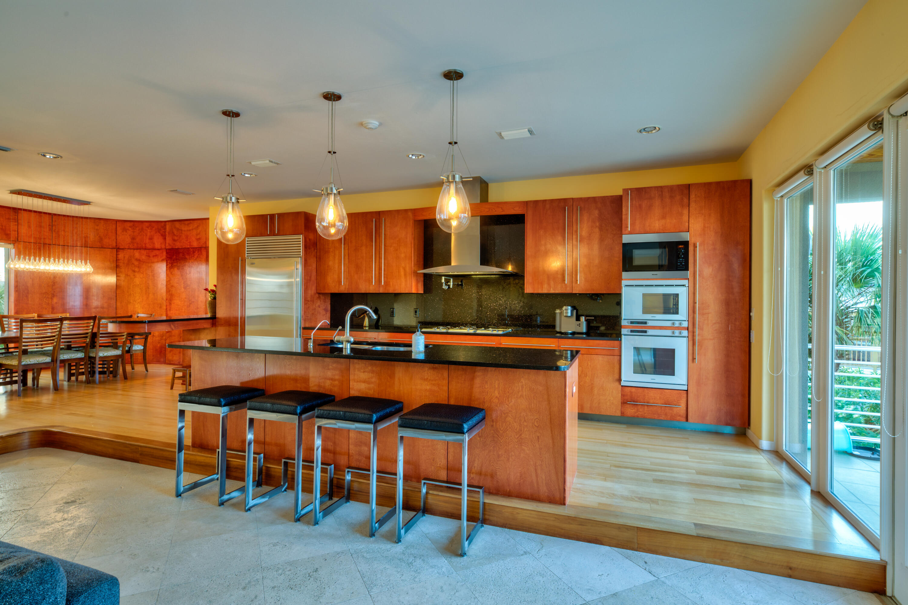 HOLIDAY ISLE - Residential