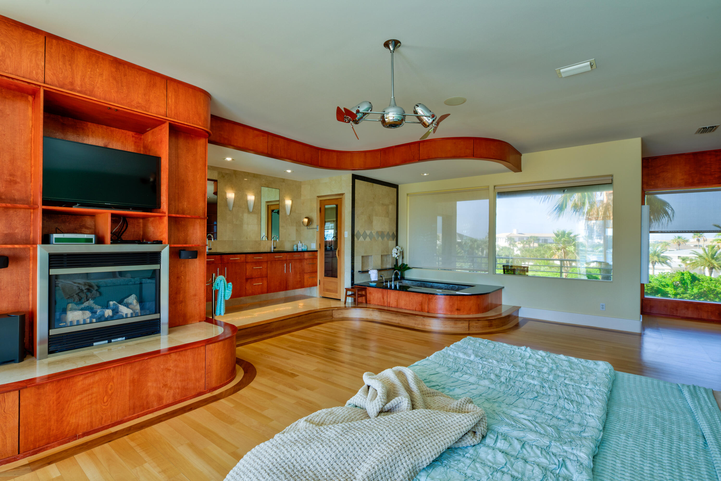 HOLIDAY ISLE - Residential