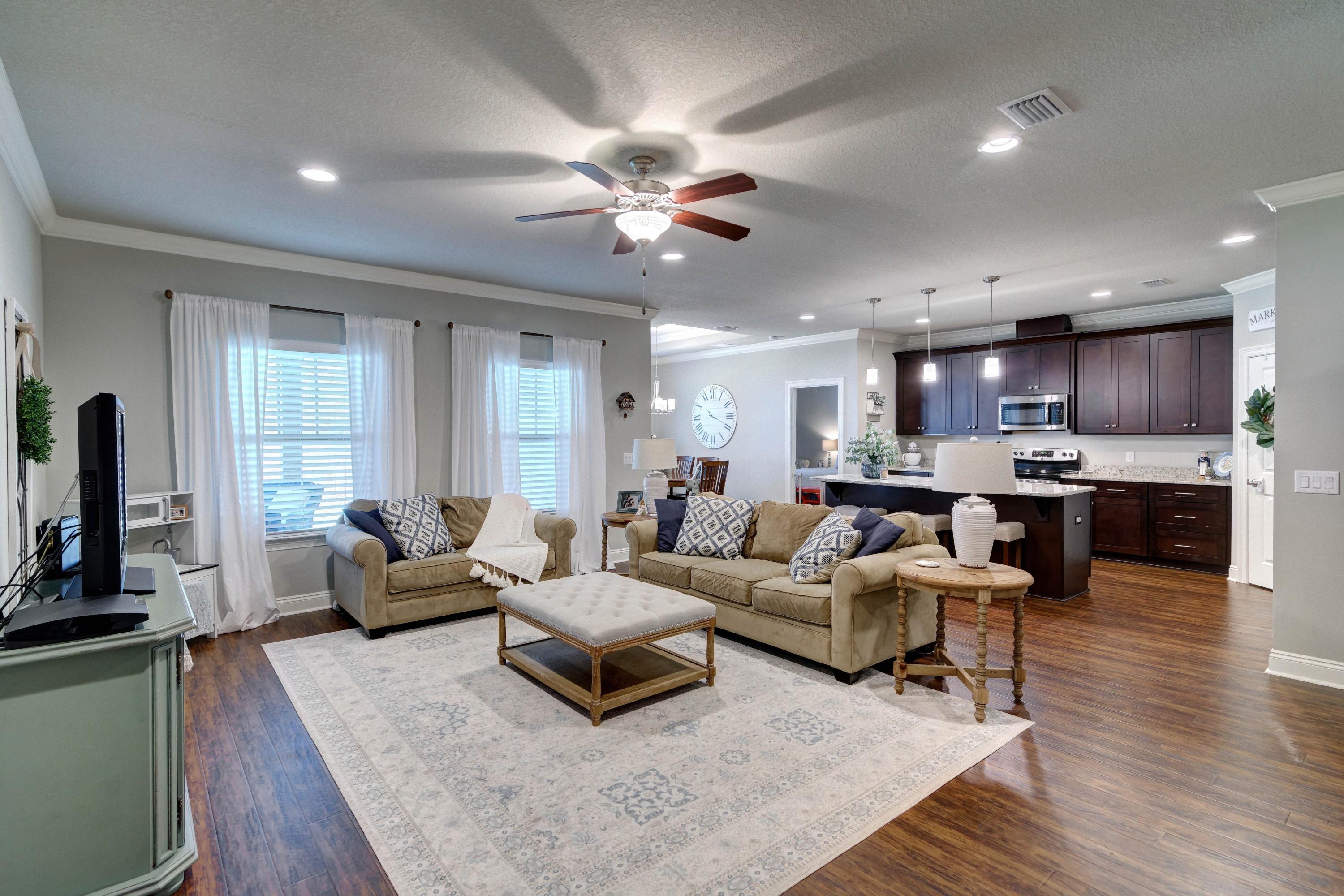 NAVARRE S/D 2ND ADDN - Residential